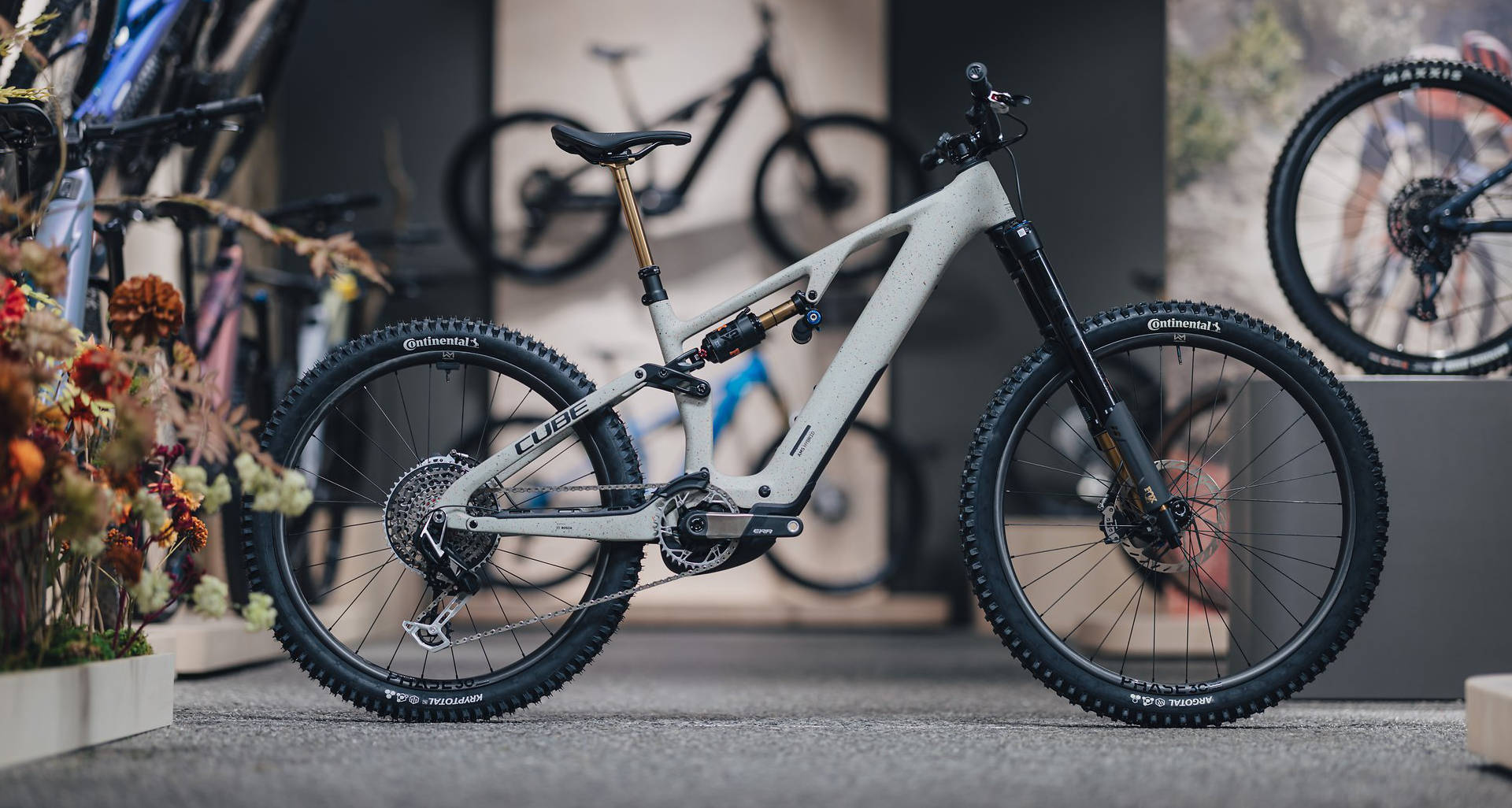 bicicleta AMS HYBRID 177